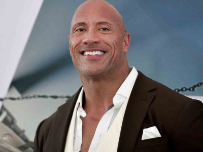 The Rock compra liga de futbol XFL por 15 millones de dólares